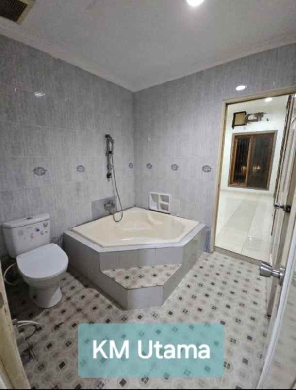 dijual rumah kelapa gading