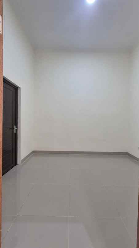 dijual rumah kelapa nias kelapa gading