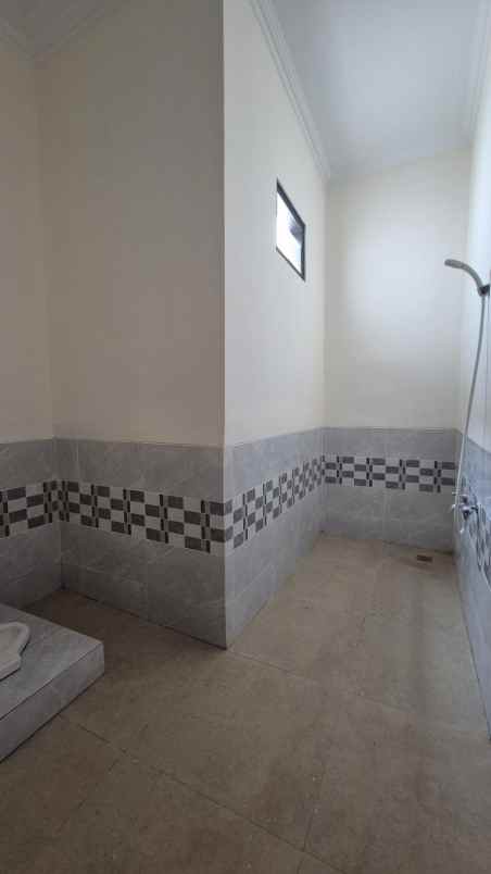 dijual rumah kelapa nias kelapa gading