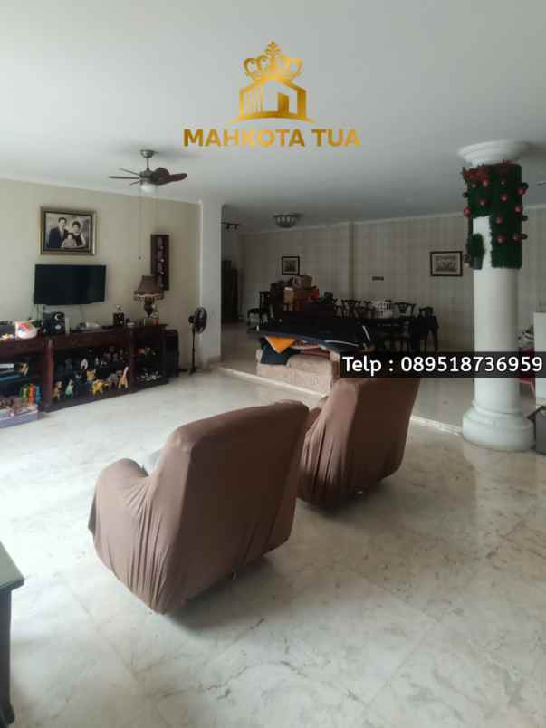 dijual rumah kemang
