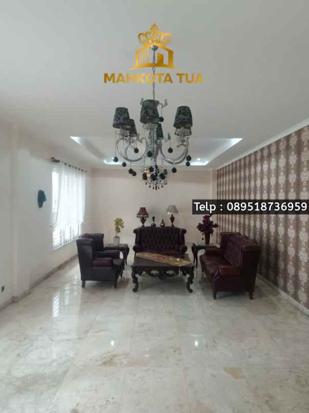 dijual rumah kemang