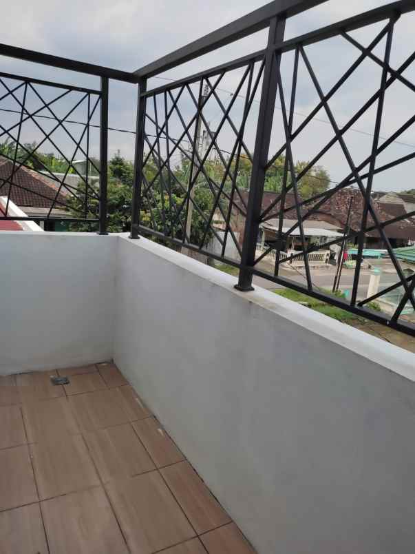 dijual rumah kemasan jetis baki