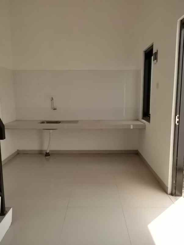 dijual rumah kemasan jetis baki