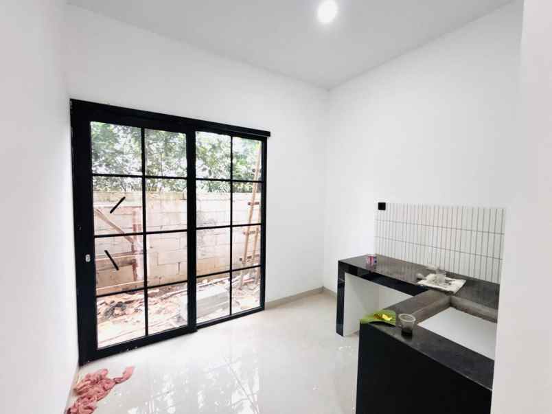 dijual rumah kencana tanah sareal