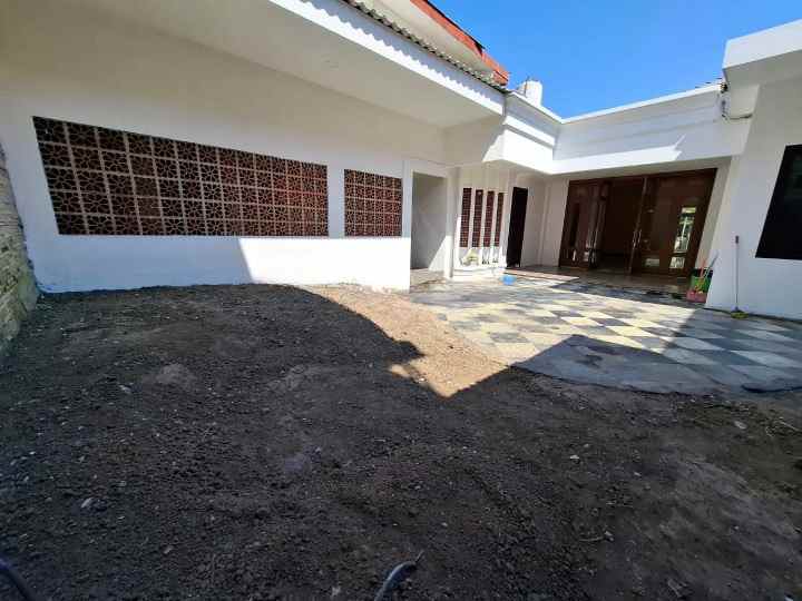 dijual rumah kertajaya indah