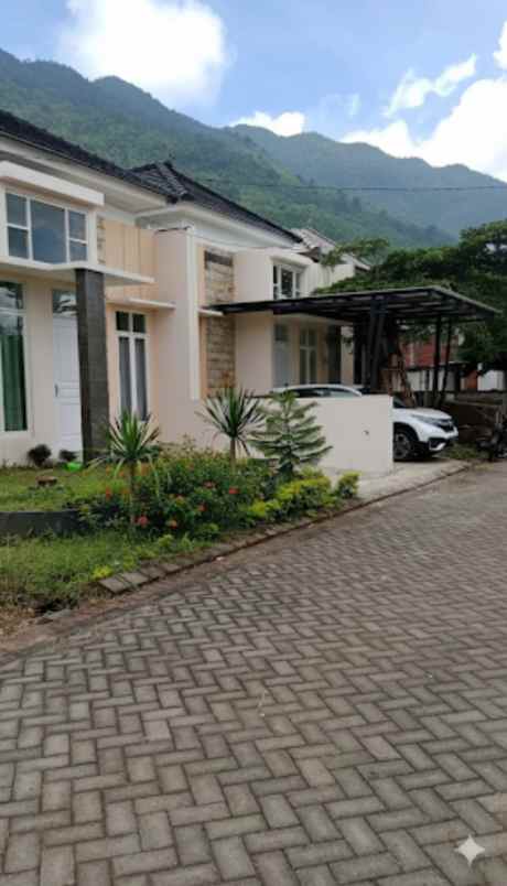 dijual rumah ketawang