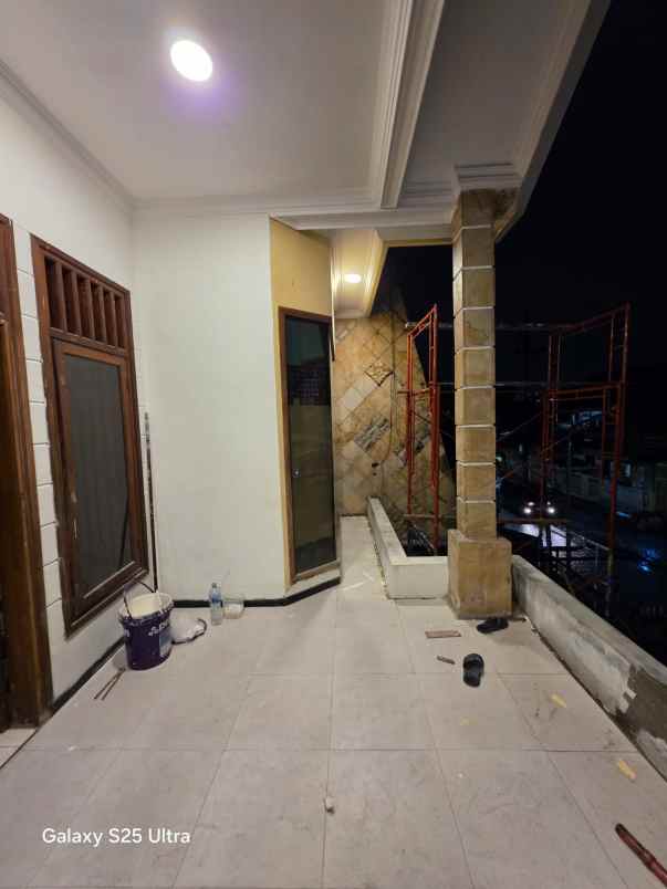 dijual rumah ketintang baru