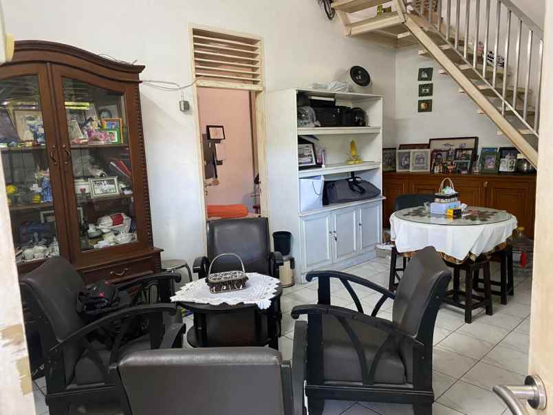 dijual rumah klampis indah surabaya timur