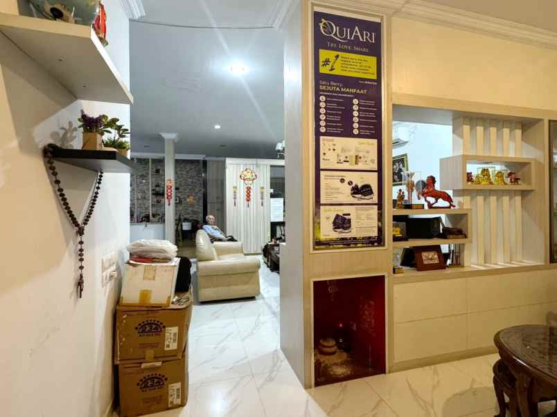 dijual rumah komp citraland gama city