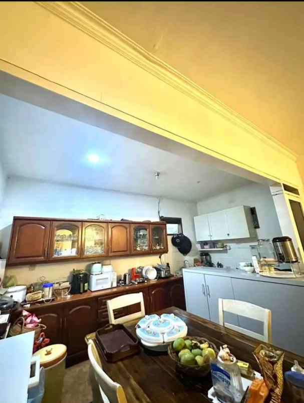 dijual rumah komplek adipura cluster