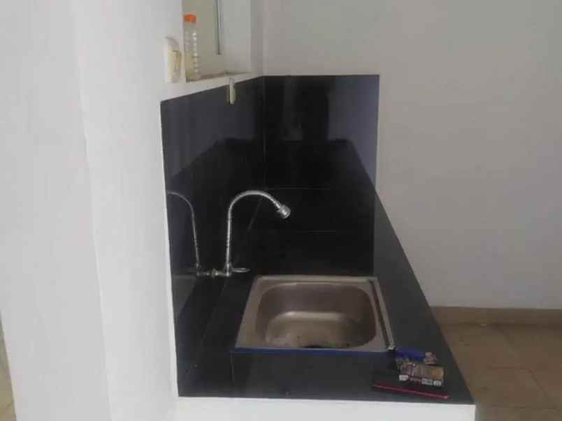 dijual rumah komplek buahbatu regency