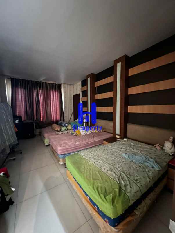 dijual rumah komplek cemara asri jalan