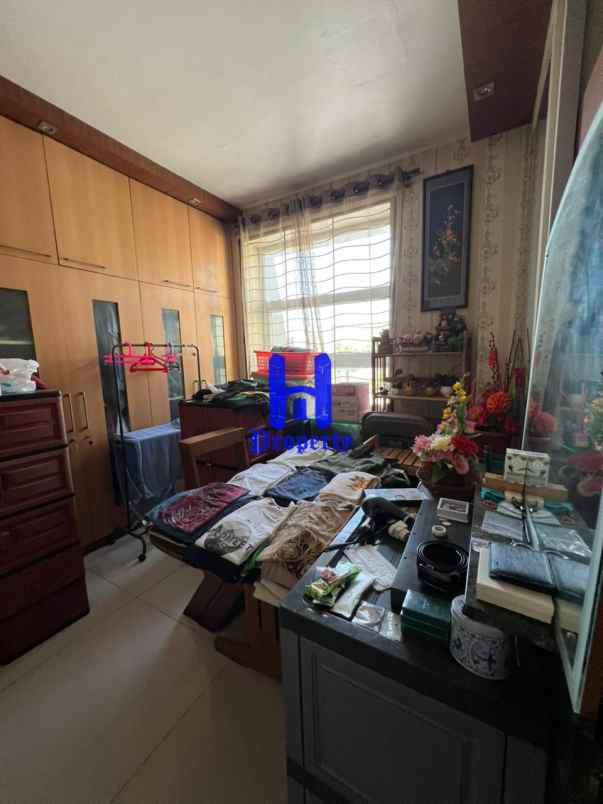 dijual rumah komplek cemara asri jalan