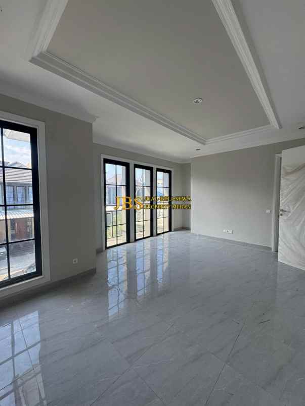 dijual rumah komplek citraland gama