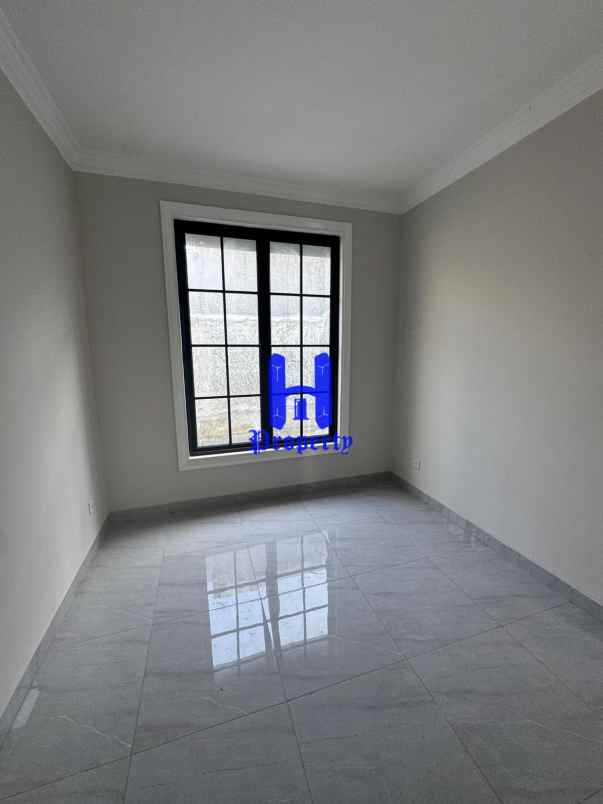 dijual rumah komplek citraland gama