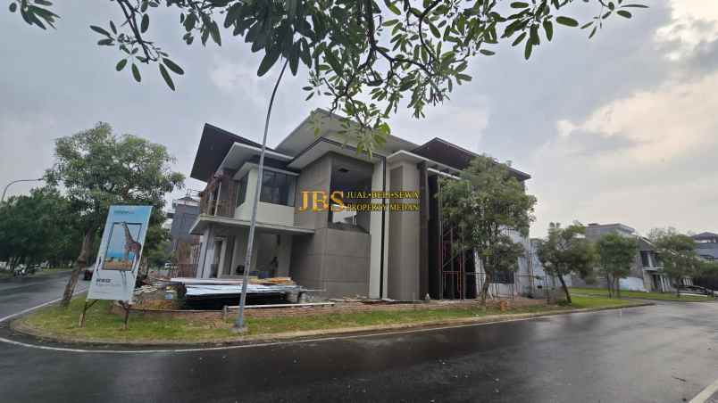 dijual rumah komplek citraland gama