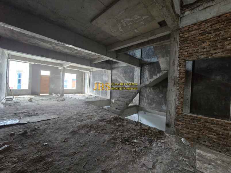 dijual rumah komplek grand cemara asri