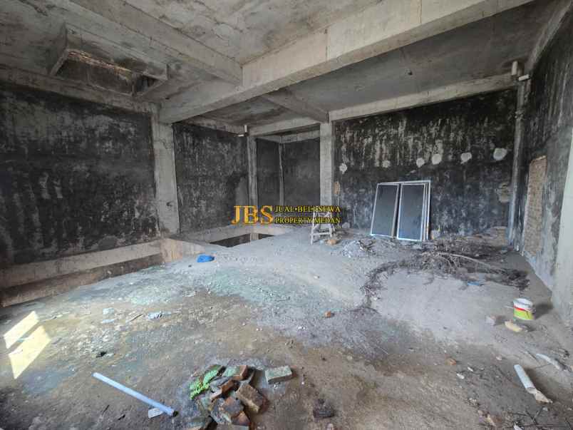 dijual rumah komplek grand cemara asri