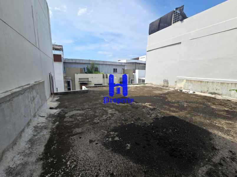 dijual rumah komplek grand cemara asri