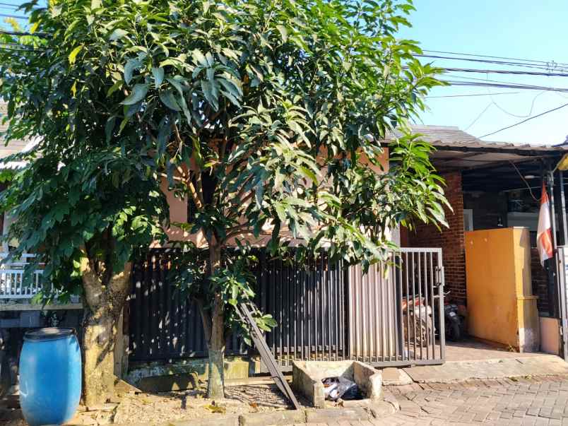 dijual rumah komplek grand imperial