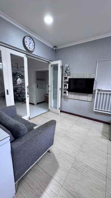 dijual rumah komplek green city view