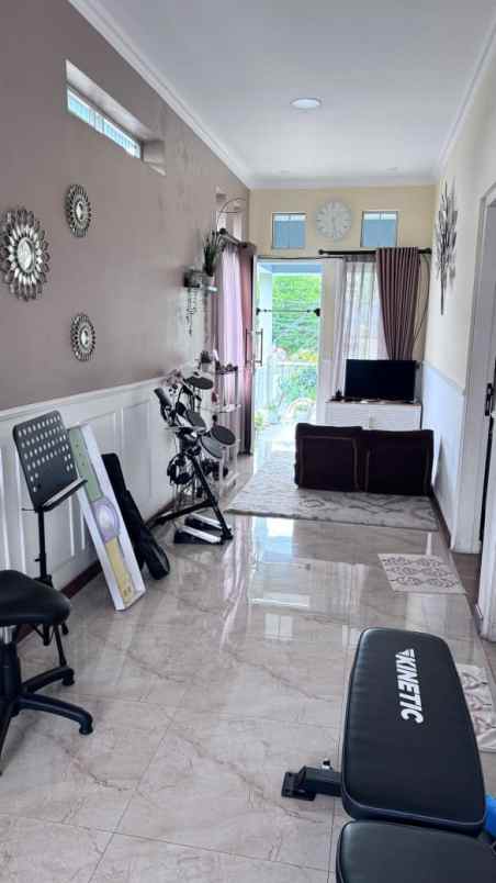 dijual rumah komplek green city view