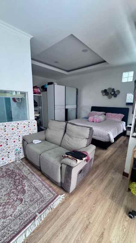 dijual rumah komplek green city view