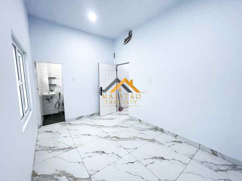 dijual rumah komplek icon estate jalan