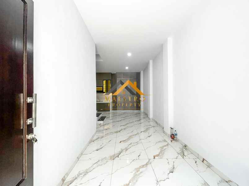 dijual rumah komplek icon estate jalan