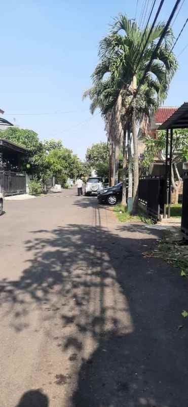 dijual rumah komplek pratama asri