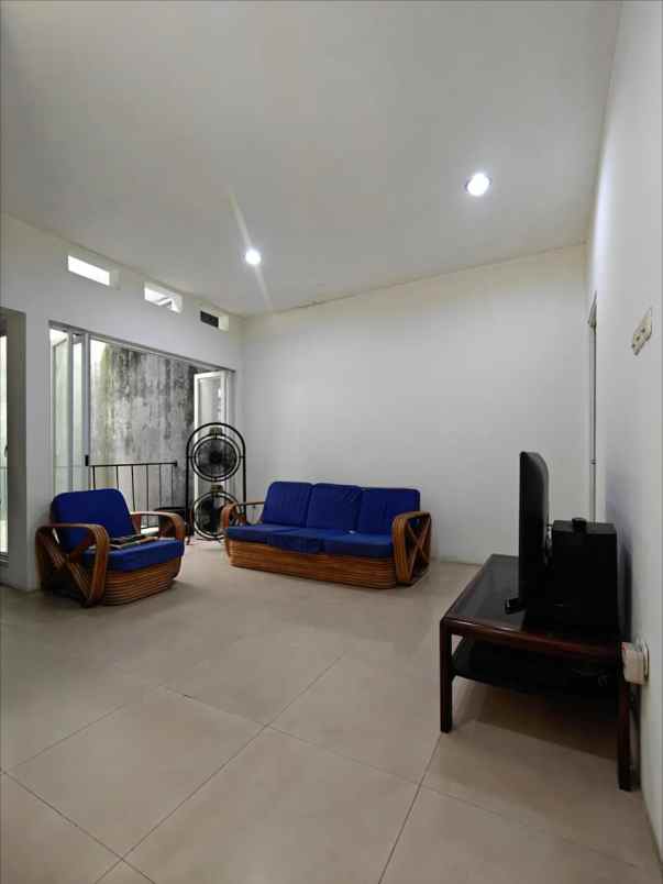 dijual rumah komplek ptb duren sawit