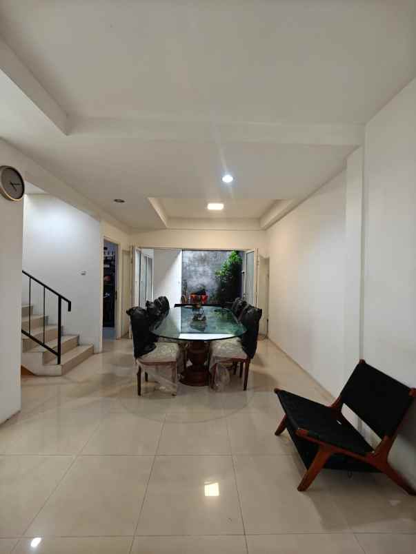 dijual rumah komplek ptb duren sawit