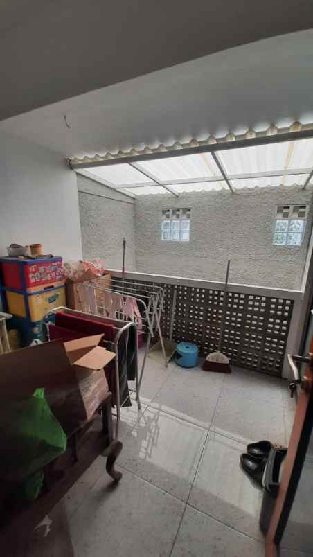 dijual rumah komplek puri ayu arcamanik