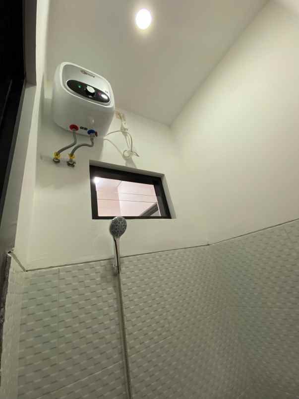 dijual rumah kost exclusive lokasi di karangploso