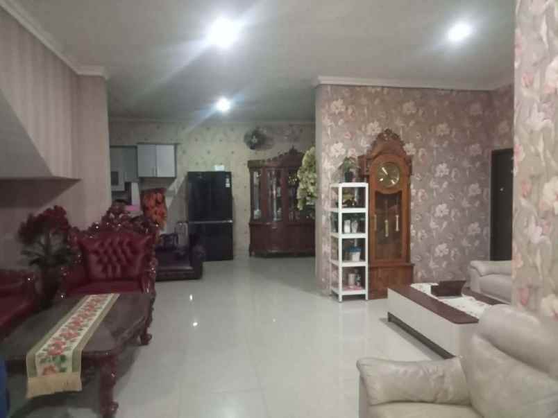 dijual rumah kota harapan indah bekasi