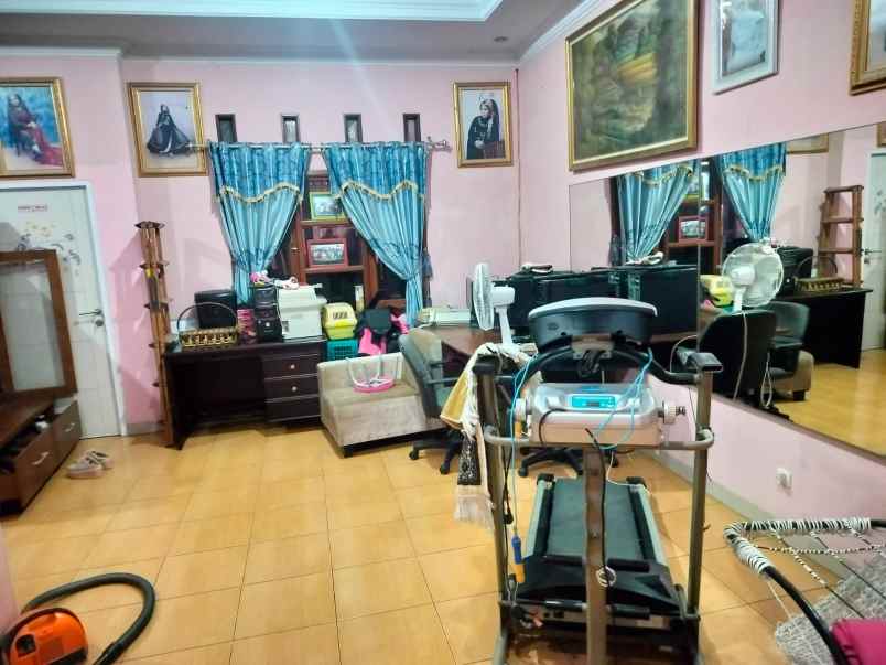 dijual rumah kp sumur klender