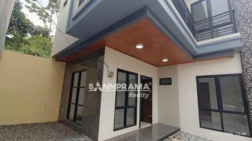 dijual rumah kukusa beji depok