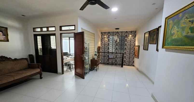 dijual rumah kuldesak di legenda wisata cibubur