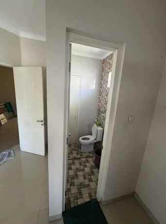 dijual rumah kutisari indah