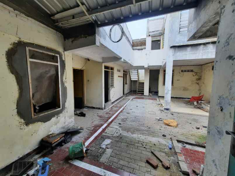 dijual rumah kutisari indah utara