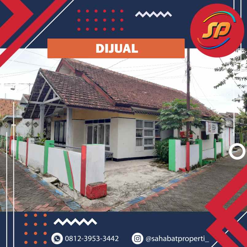 Dijual Rumah Lama di Pusat Kota Jember