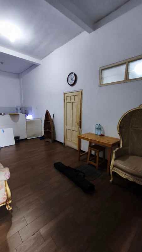 dijual rumah lebak arum