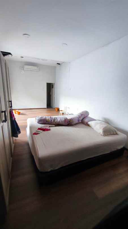 dijual rumah lebak arum