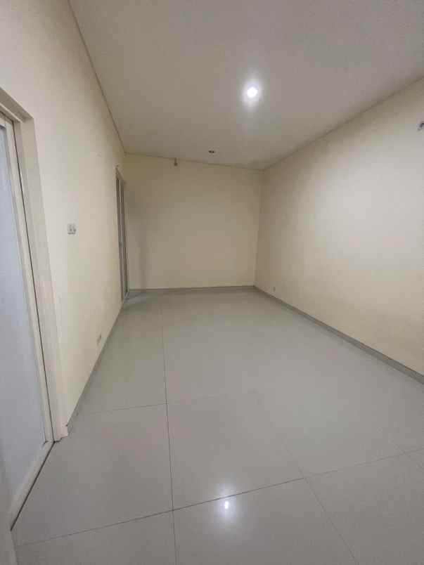 dijual rumah lebak timur