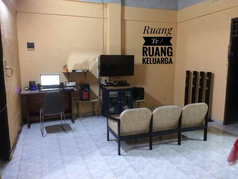 dijual rumah lembah hijau mekarsari depok