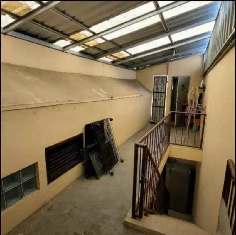 dijual rumah luas dan murah lokasi suhat malang