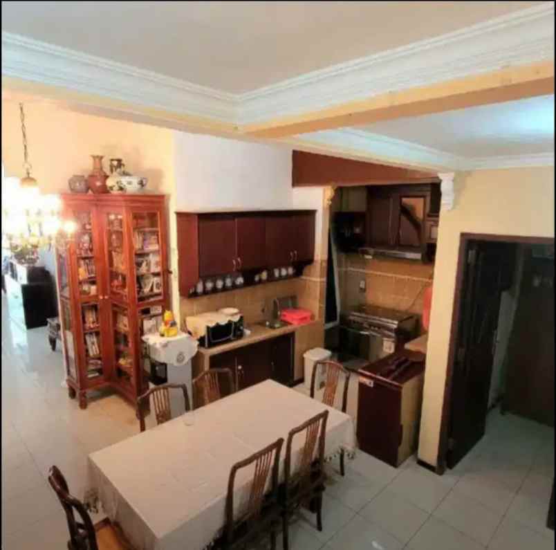 dijual rumah luas dan murah lokasi suhat malang