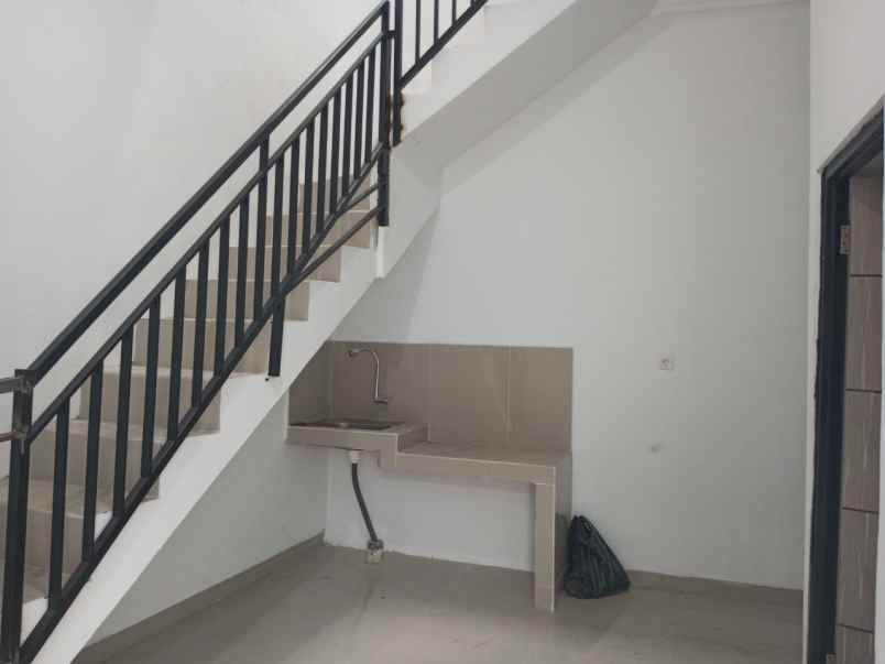 dijual rumah m kahfi 2