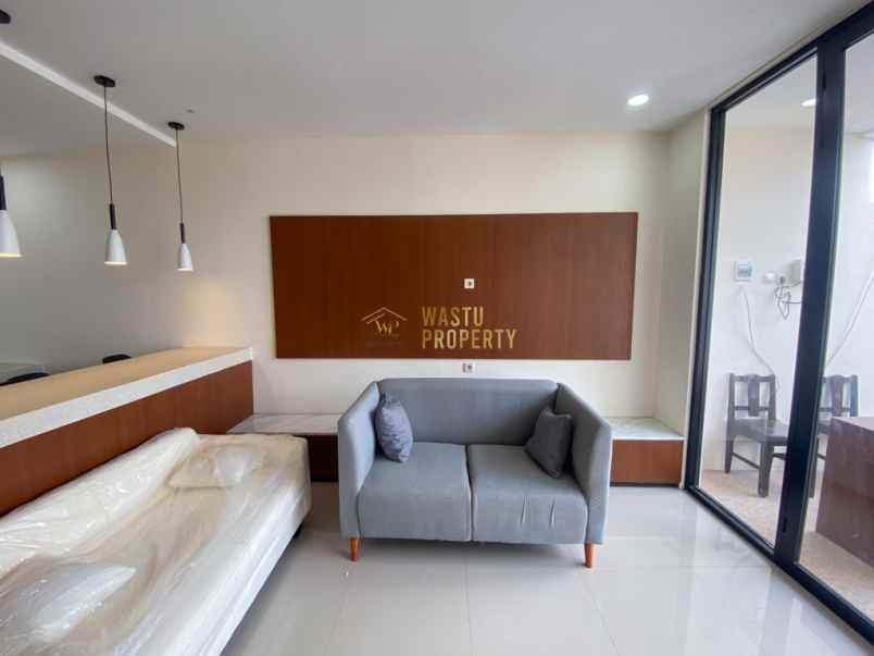 dijual rumah maguwoharjo depok sleman