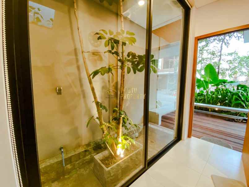 dijual rumah maguwoharjo kec depok kab